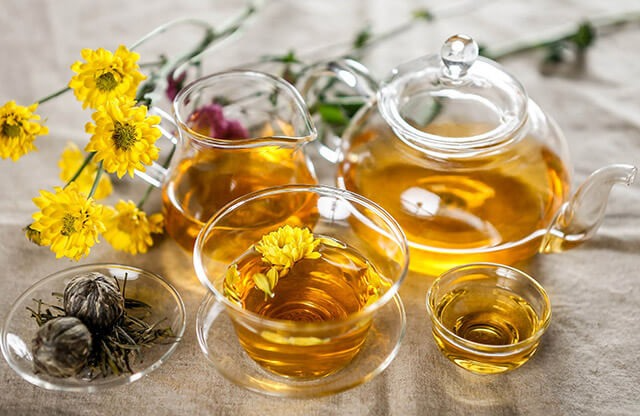 Trà hoa cúc và những lợi ích tuyệt vời đối với sức khỏe